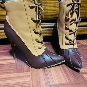 Women’s lace up ankle boots